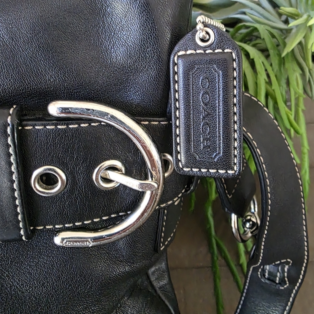 Vintage Coach Black Leather SOHO Crossbody/Shoulder Bag - Picture 2 of 9